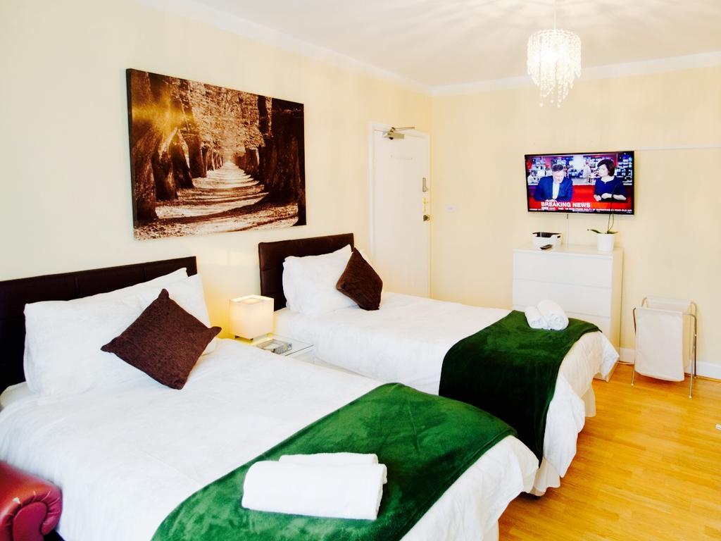 Gable Lodge Лондон Екстер'єр фото